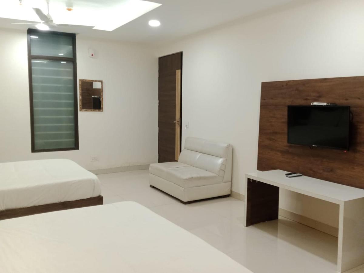 Hotel Golden Leaf Mohali Extérieur photo