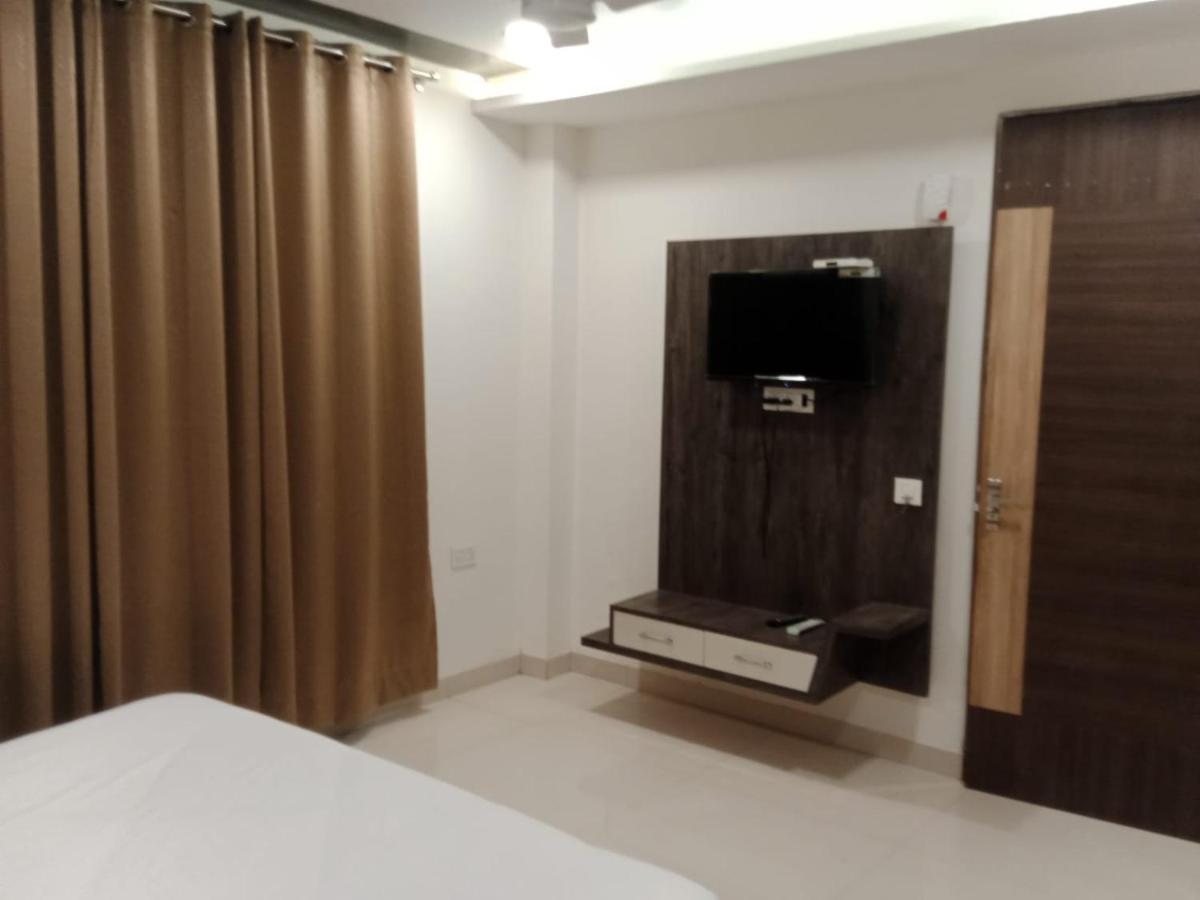Hotel Golden Leaf Mohali Extérieur photo